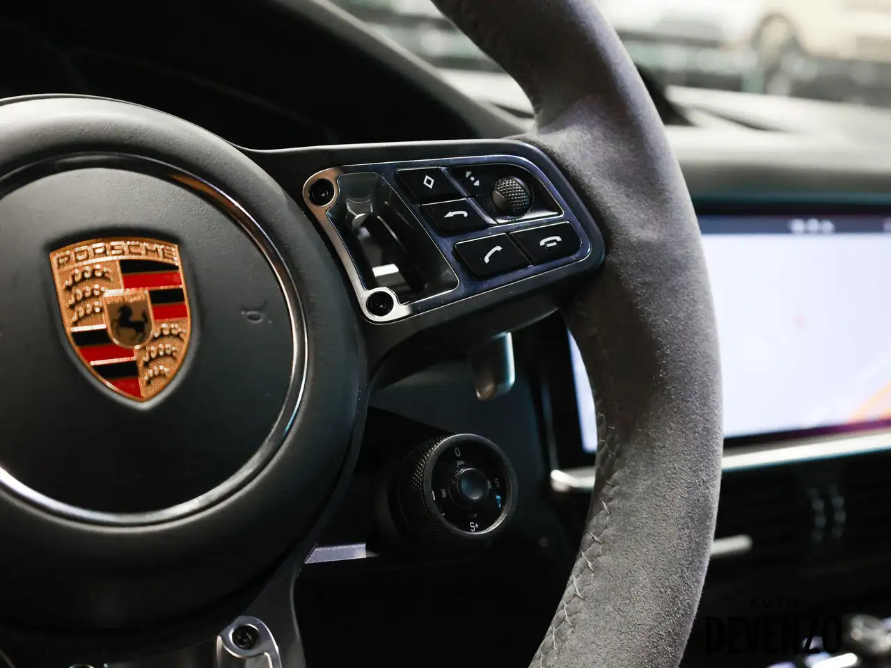 Porsche Cayenne снимка Porsche Cayenne
