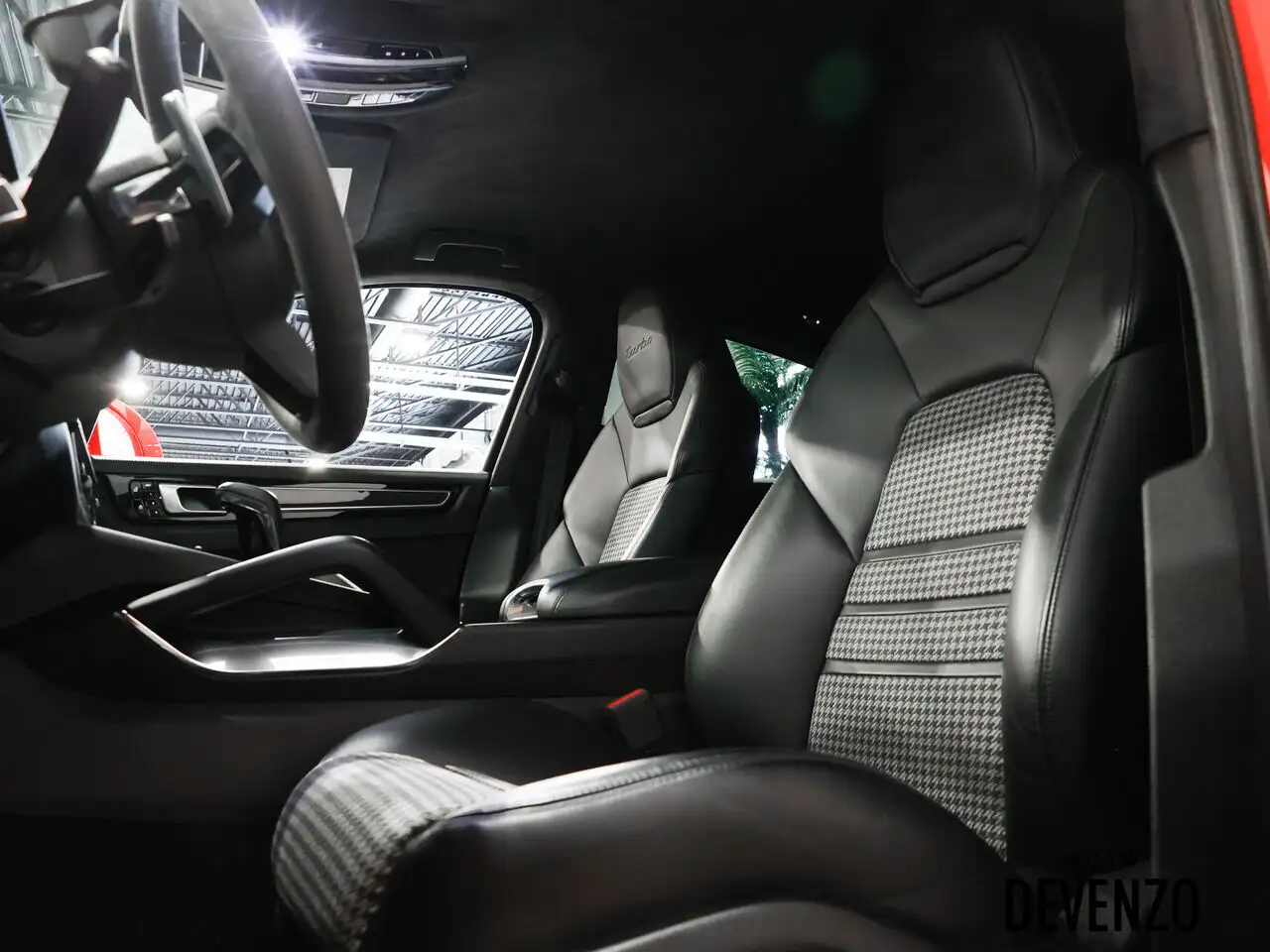 Porsche Cayenne снимка Porsche Cayenne
