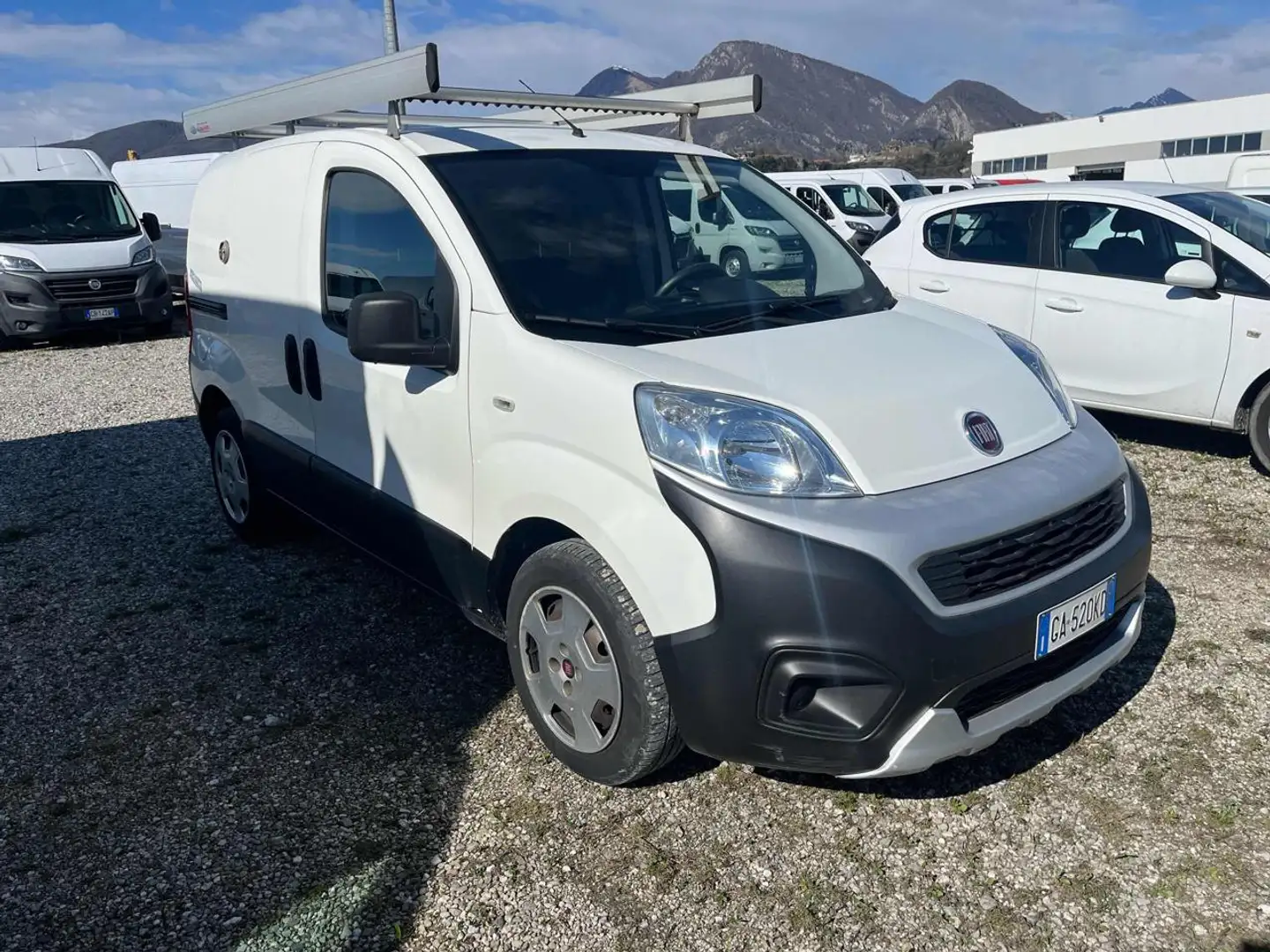 Fiat Fiorino 1.3 MJT 95CV Cargo Adventure Blanco - 1