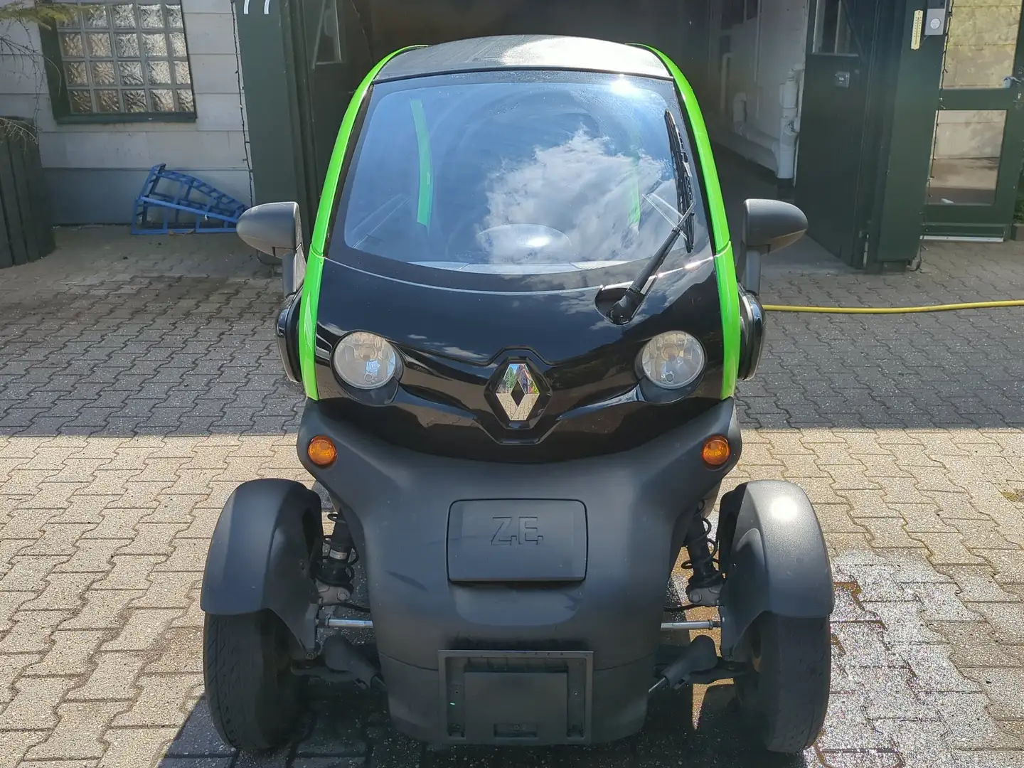 Renault Twizy Twizy (ohne Batterie) Life Чёрный - 2