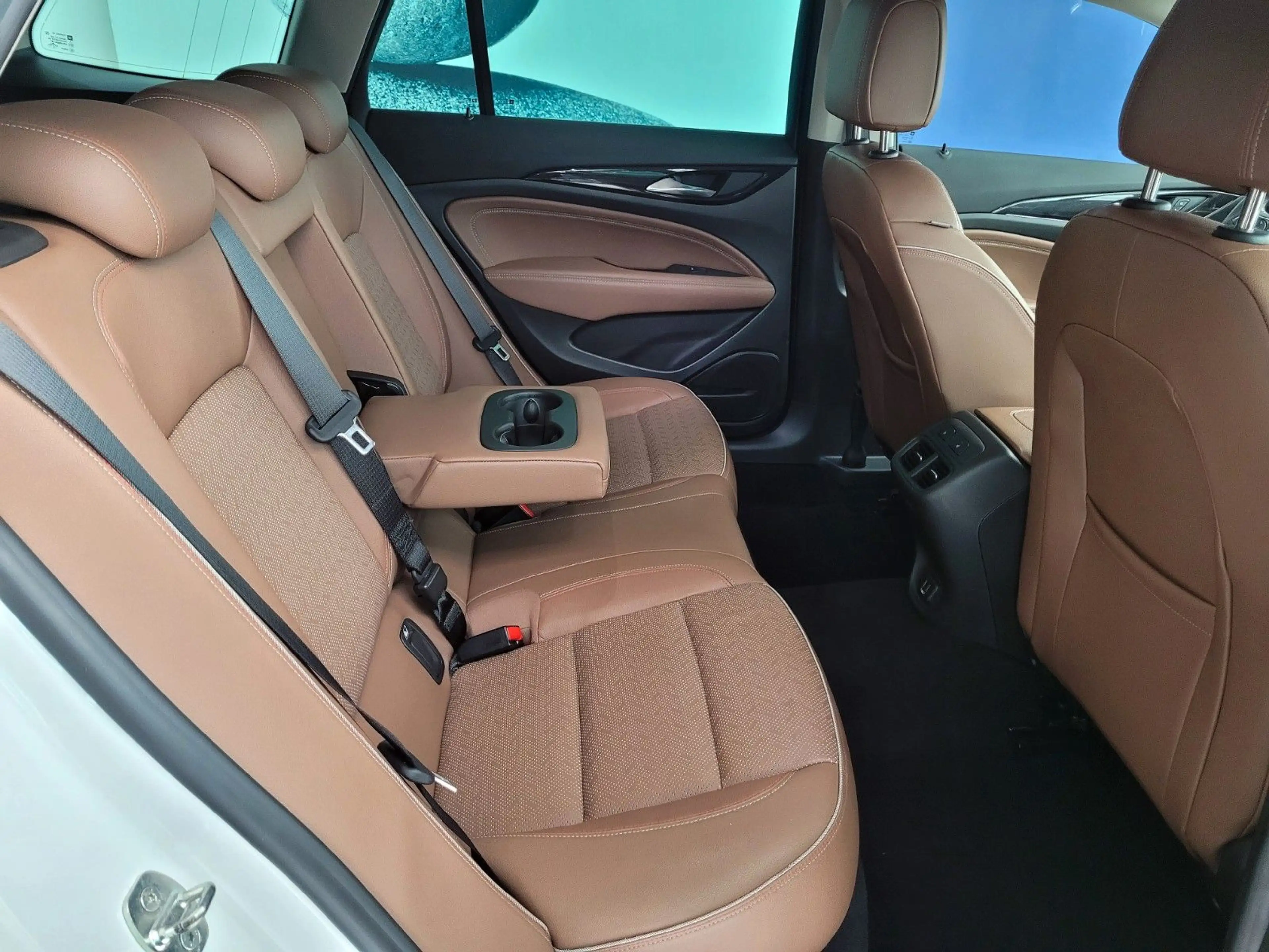 Opel Insignia B ST Innovation/Exclusive/HeadUp/18" — photo 19