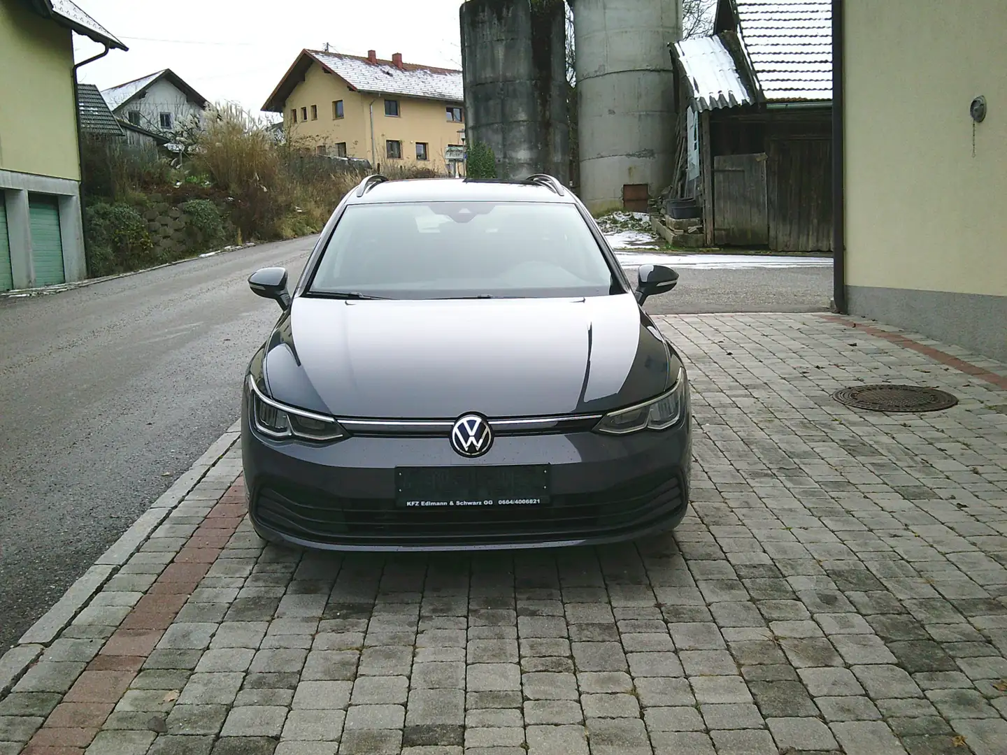 Volkswagen Golf Variant Life Grau - 2