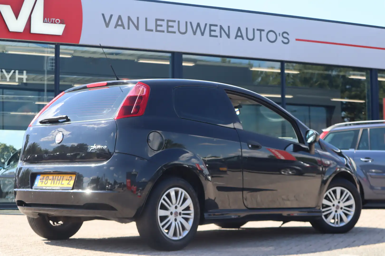 Fiat Grande Punto 1.3 M-Jet Actual | Airco | Radio CD | zo mee Zwart - 2