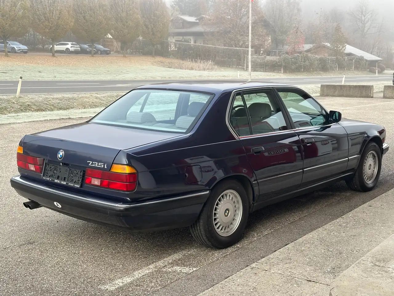 BMW 735i E32, foto 5