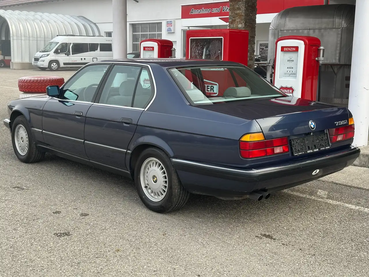 BMW 735i E32, foto 8