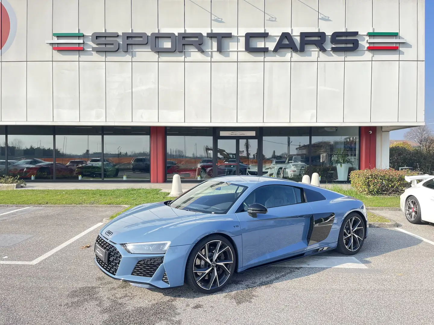Audi R8 R8 II 2021  Coupe 5.2 V10 rwd 540cv s tronic Blau - 1