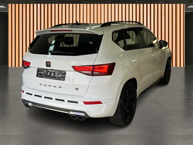 Cupra Ateca view 4
