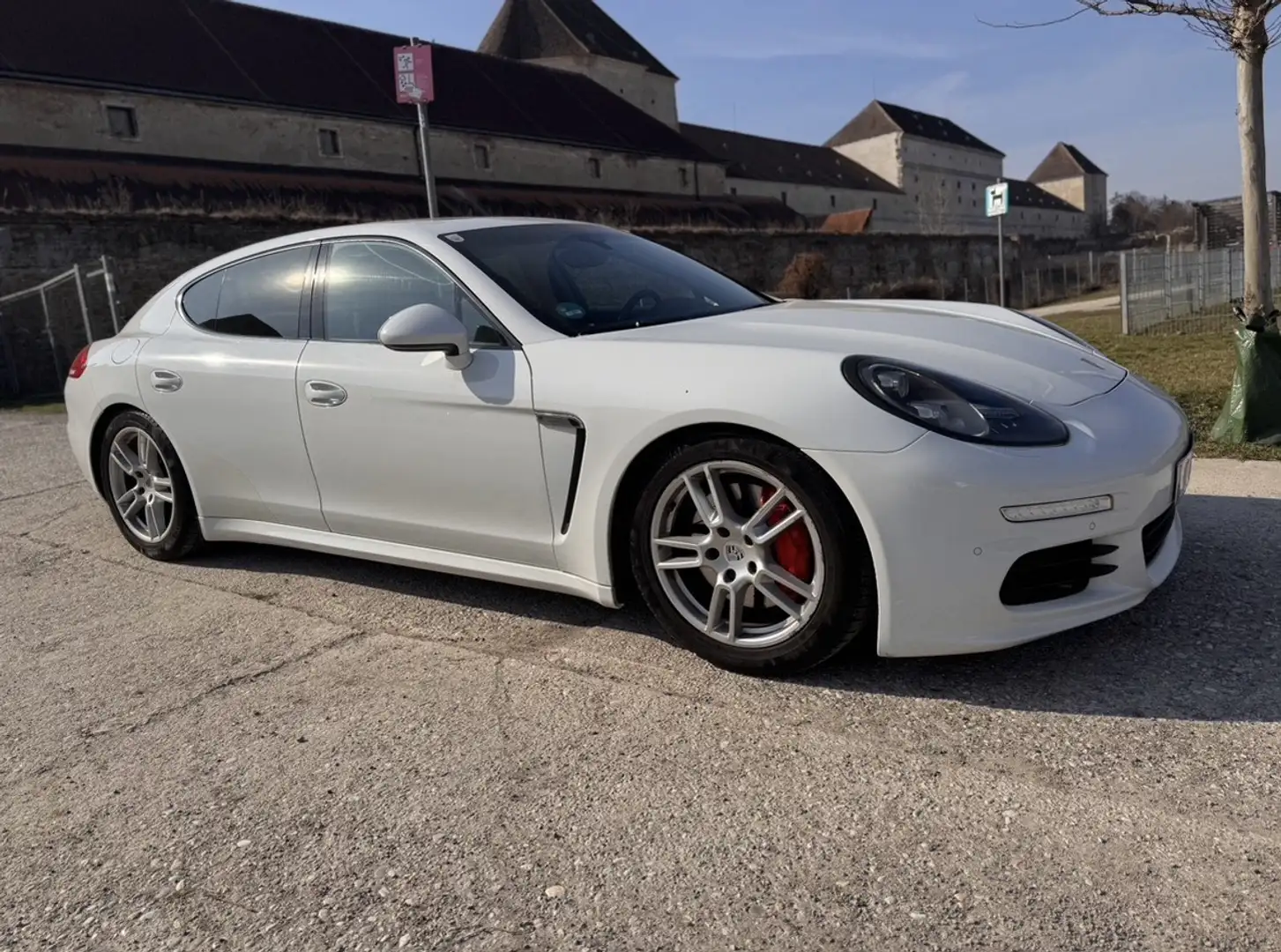 Porsche Panamera 3,0 Diesel Aut. Weiß - 2