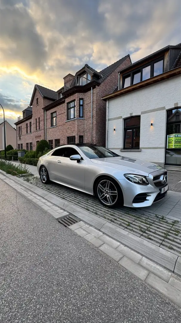 Mercedes-Benz E 200 Coupe 9G-TRONIC AMG Line 360 camera Zilver - 2