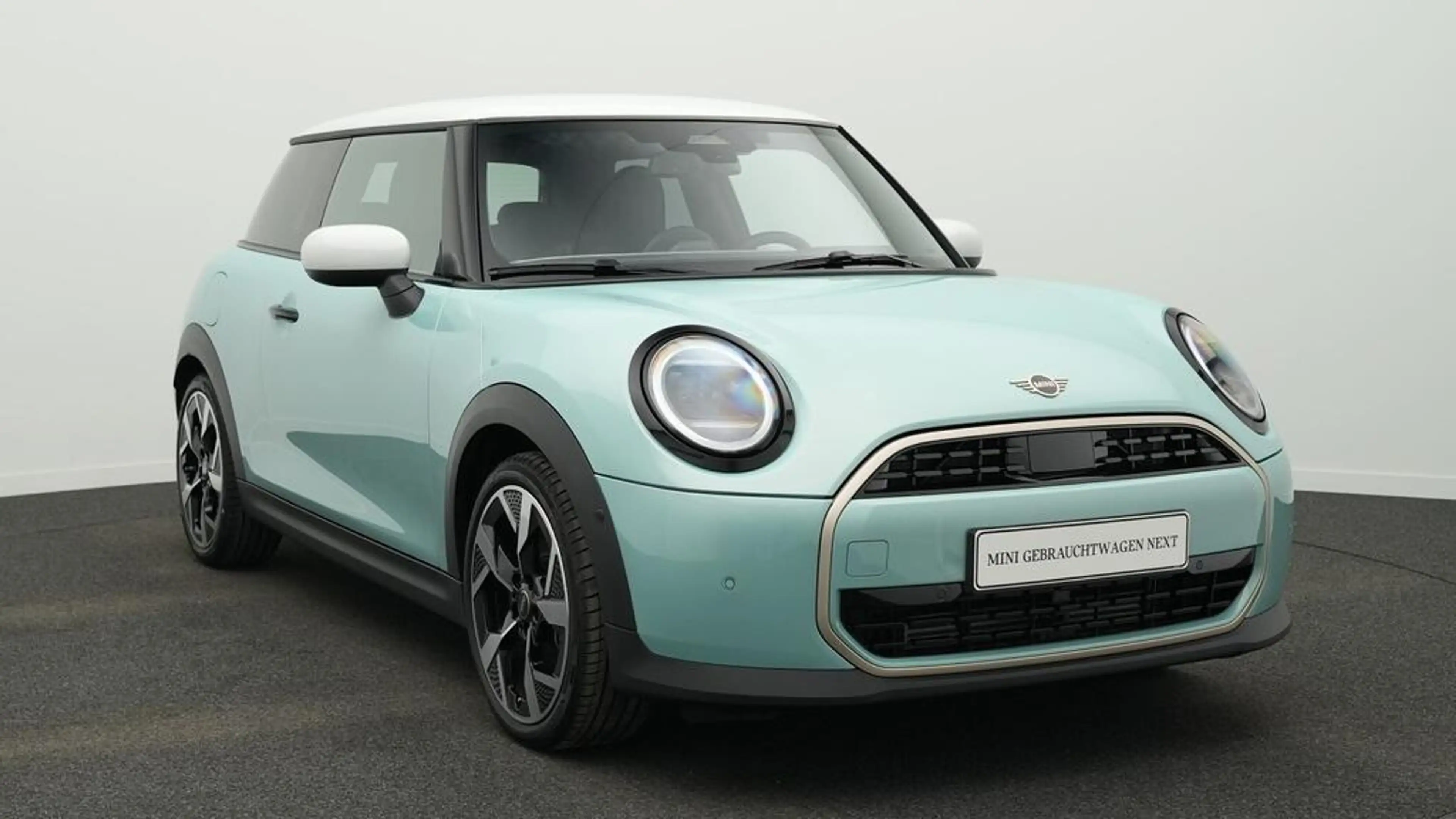 MINI Cooper C Favoured Trim — photo 14