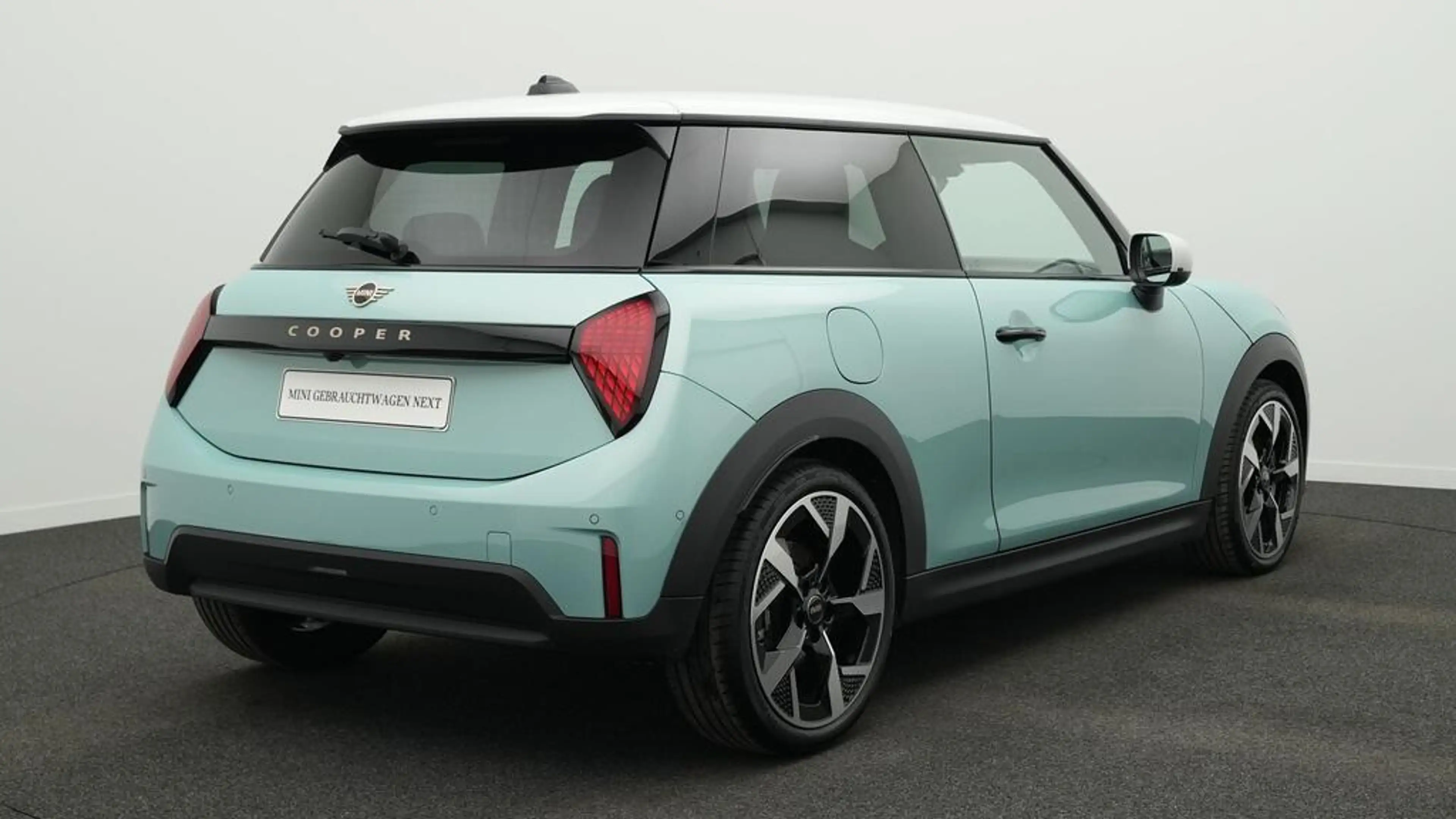 MINI Cooper C Favoured Trim — photo 6