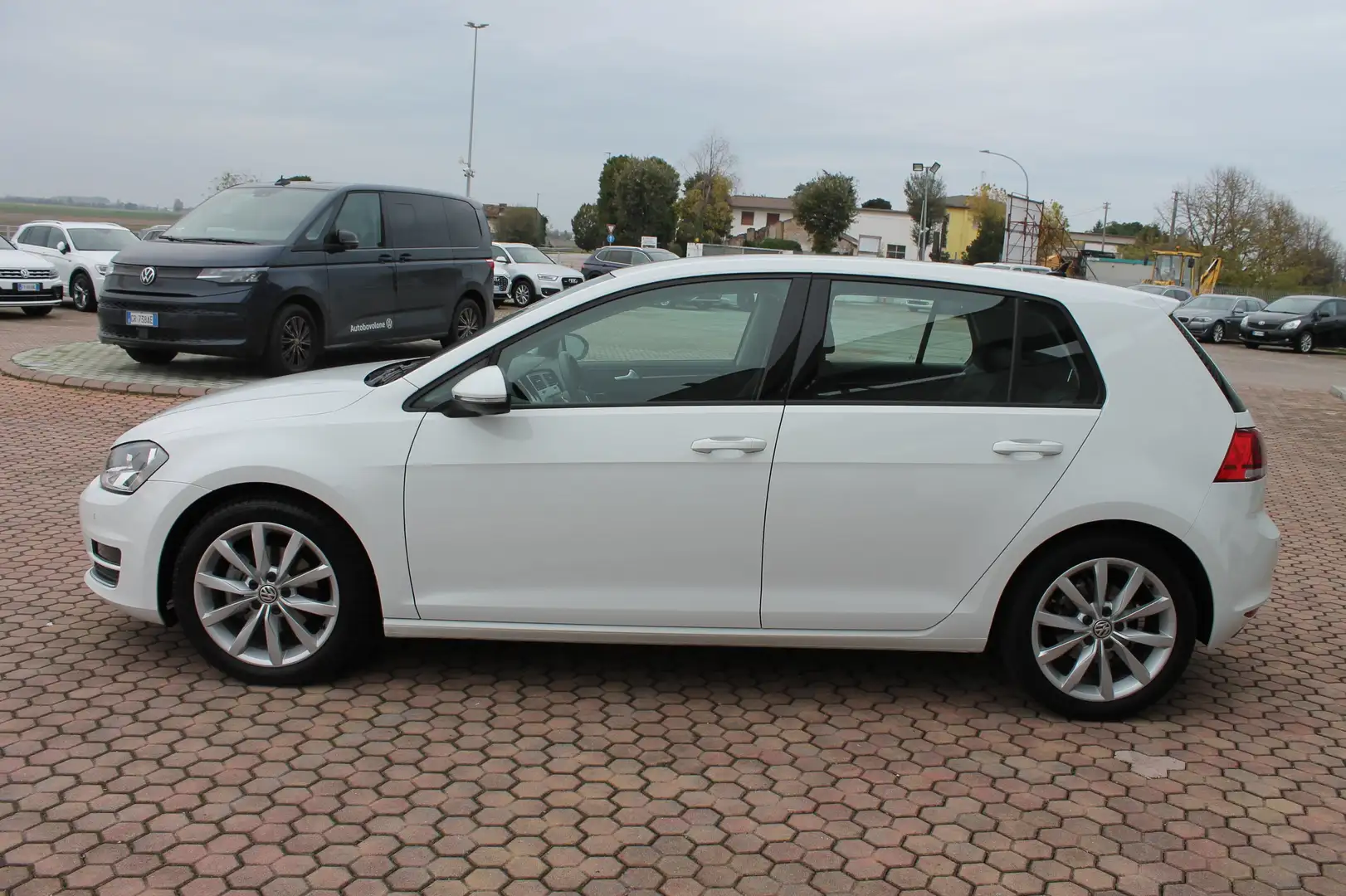 Volkswagen Golf Golf 5p 1.6 tdi Executive 110cv dsg Bianco - 2