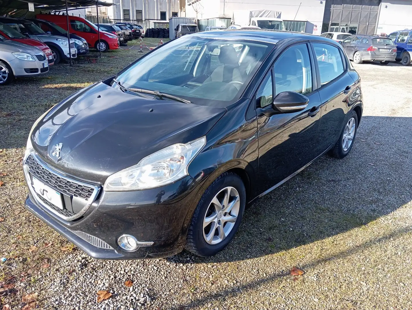 Peugeot 208 208 5p 1.4 hdi 8v Allure Nero - 1