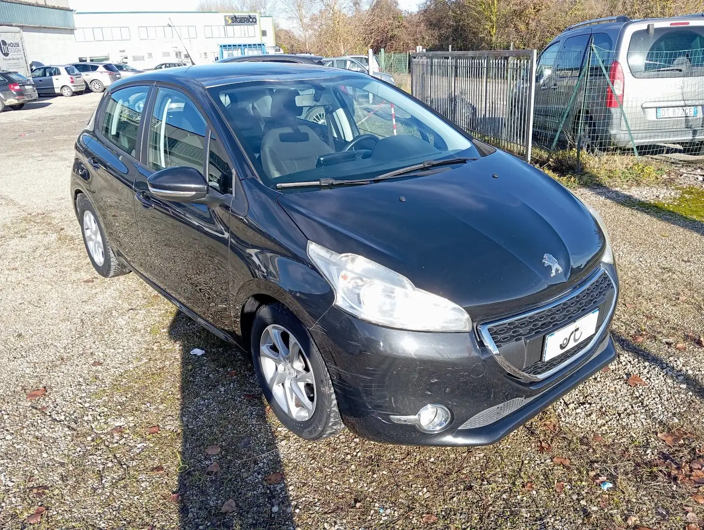 Peugeot 208 208 5p 1.4 hdi 8v Allure Nero - 2