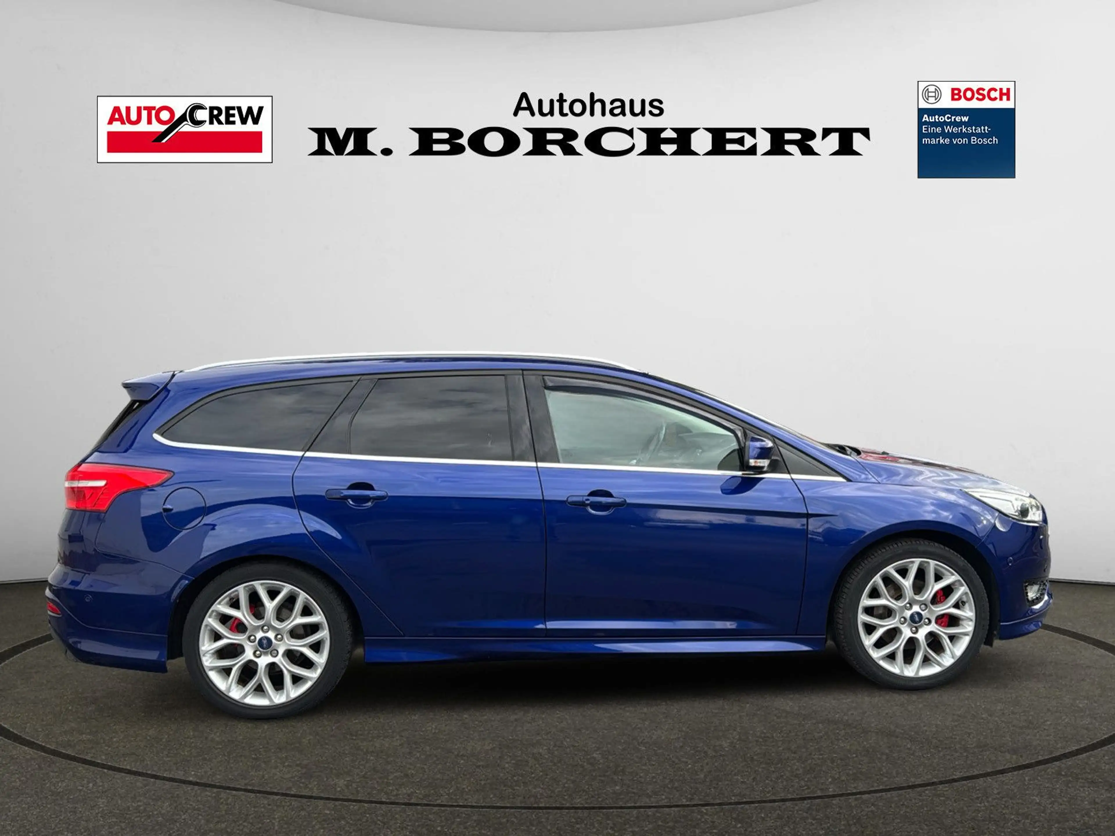 Ford Focus Turnier Titanium ST-Line — photo 6