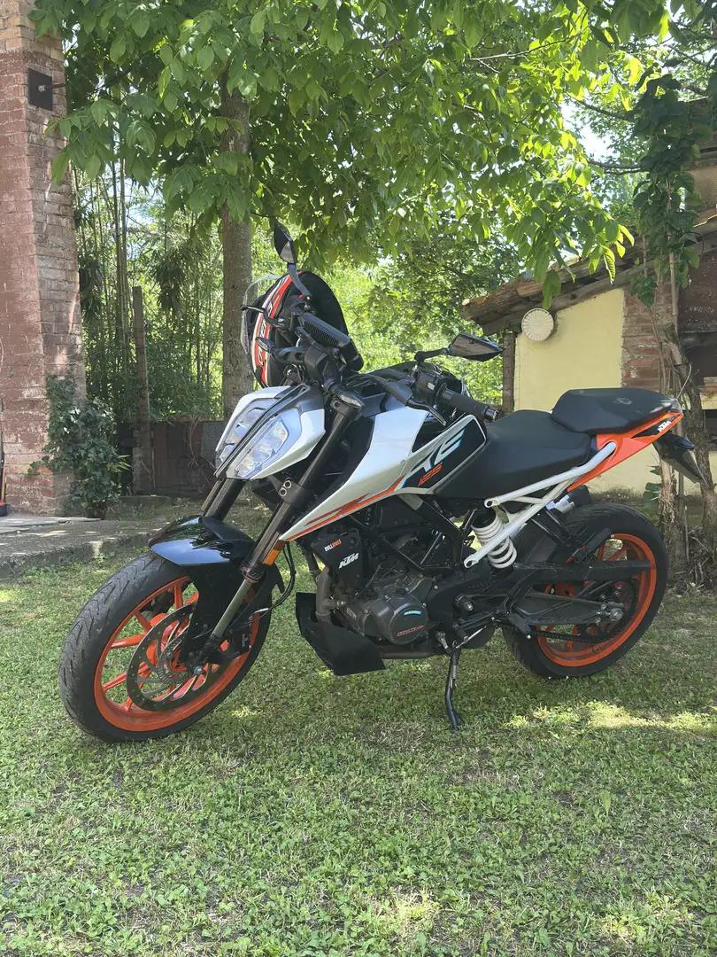 KTM 125 Duke ABS Bianco - 1