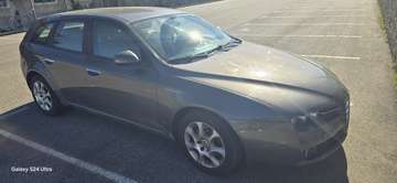SW 1.9 jtdm 16v Distinctive 150cv