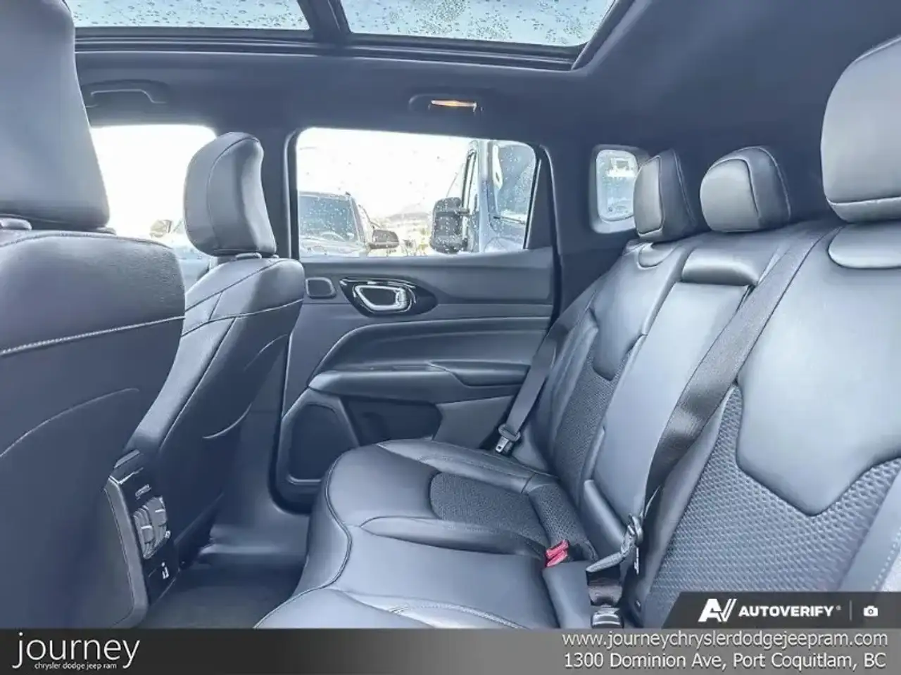 Jeep Compass photo Jeep Compass