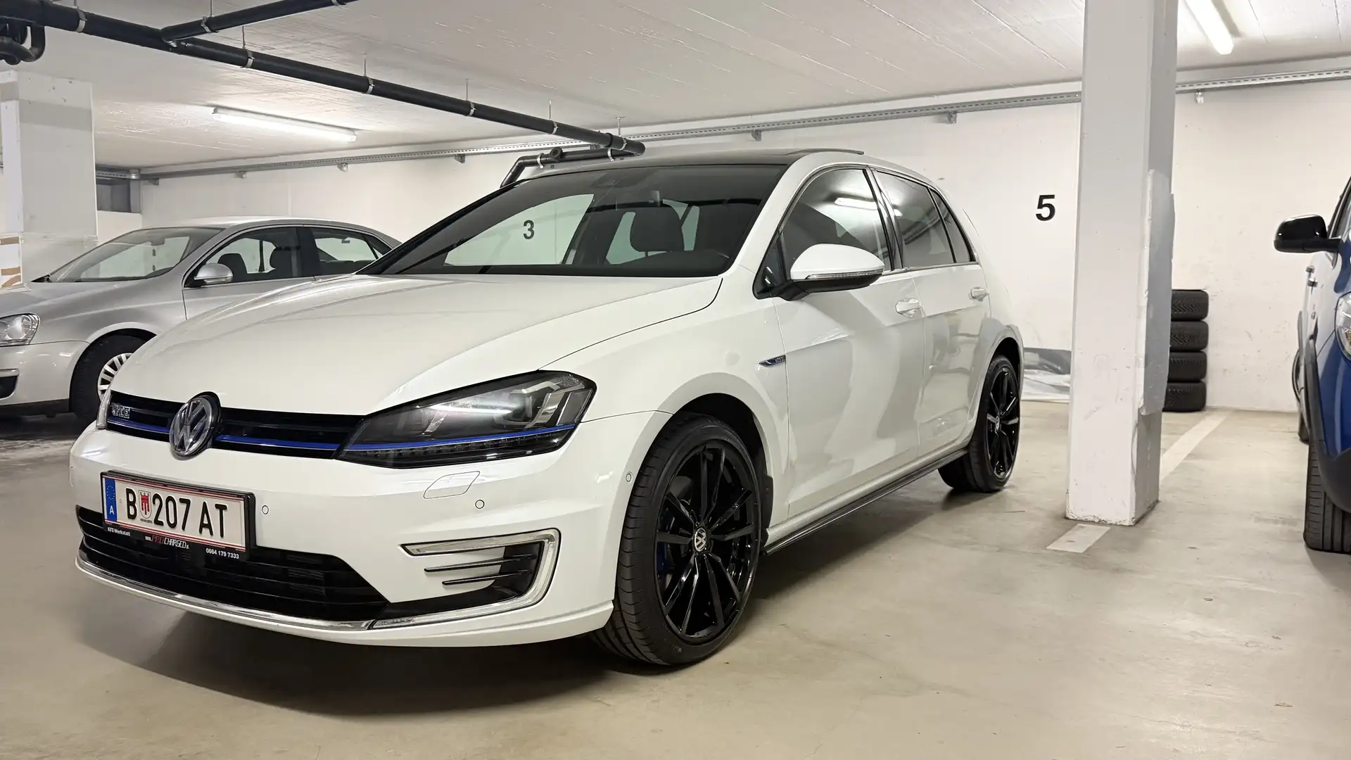 Volkswagen Golf GTE 1,4 PHEV Weiß - 2