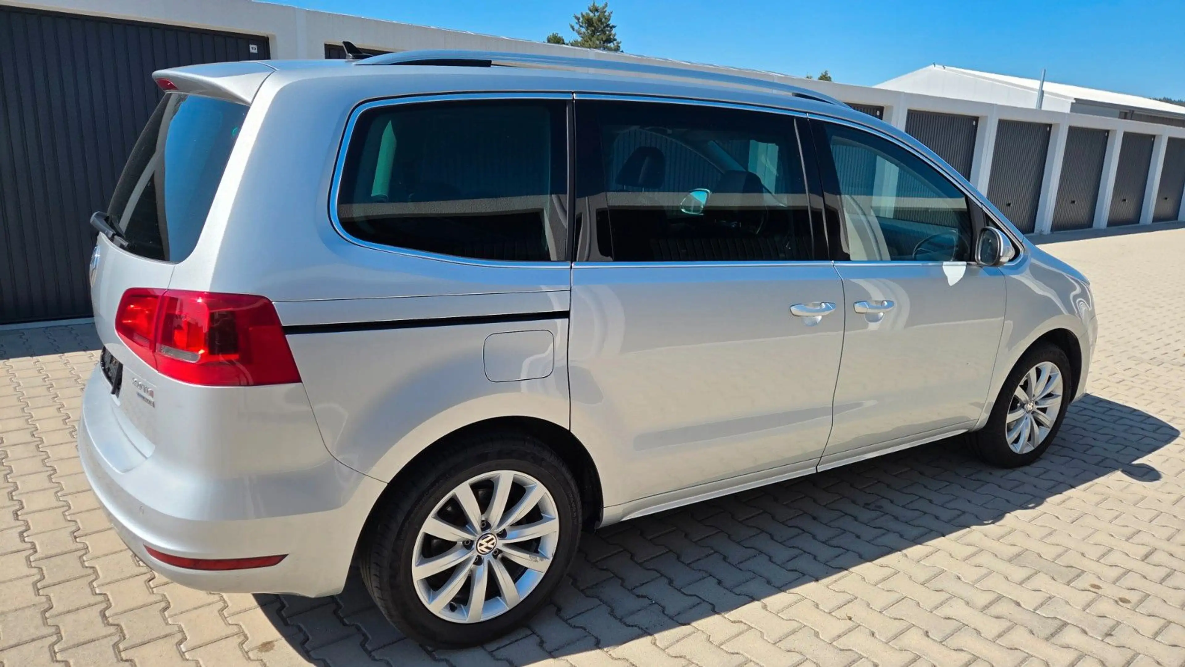 Volkswagen Sharan 2.0 TDI 125 KW Highline AHK — photo 5