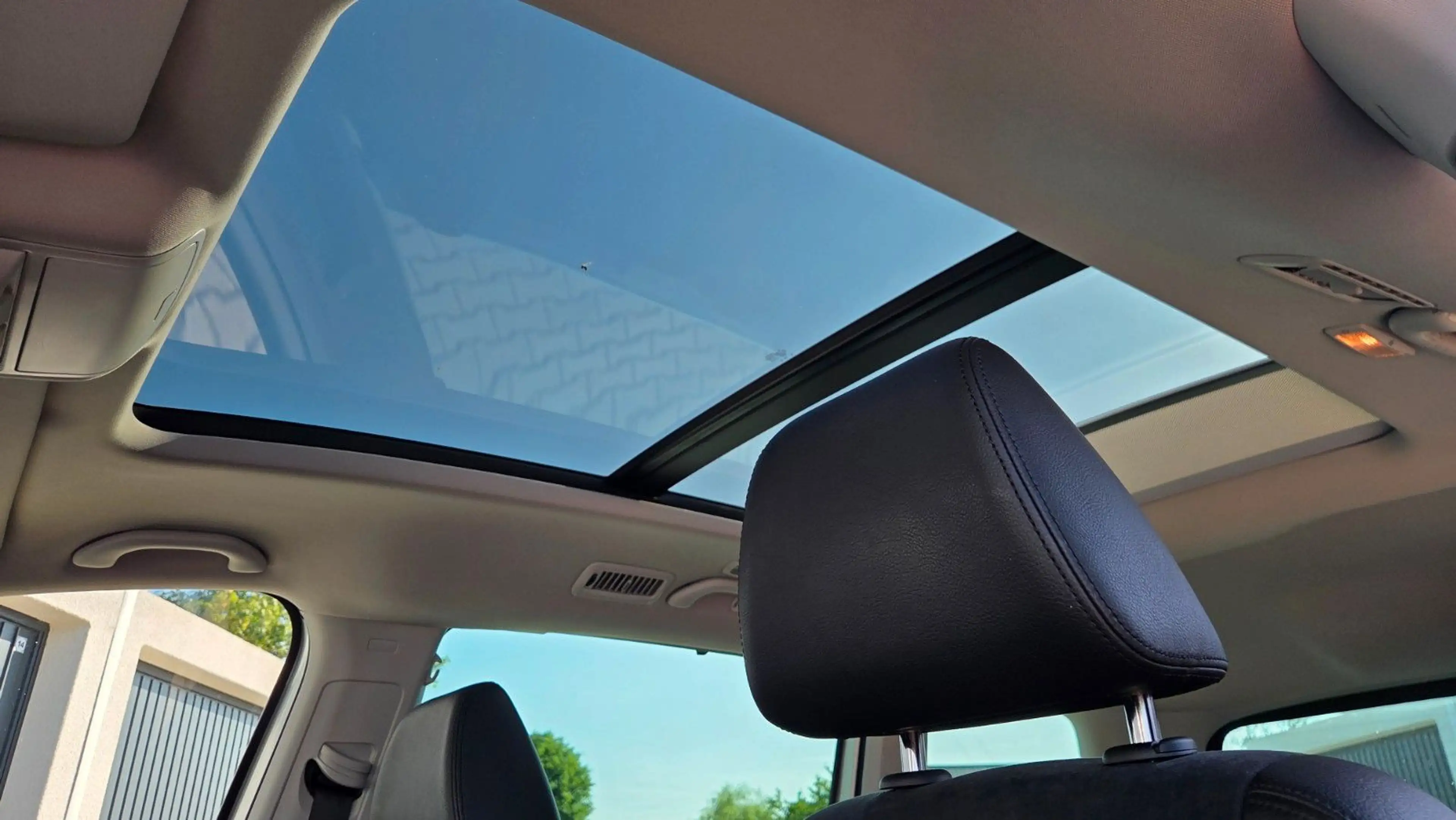 Volkswagen Sharan 2.0 TDI 125 KW Highline AHK — photo 15
