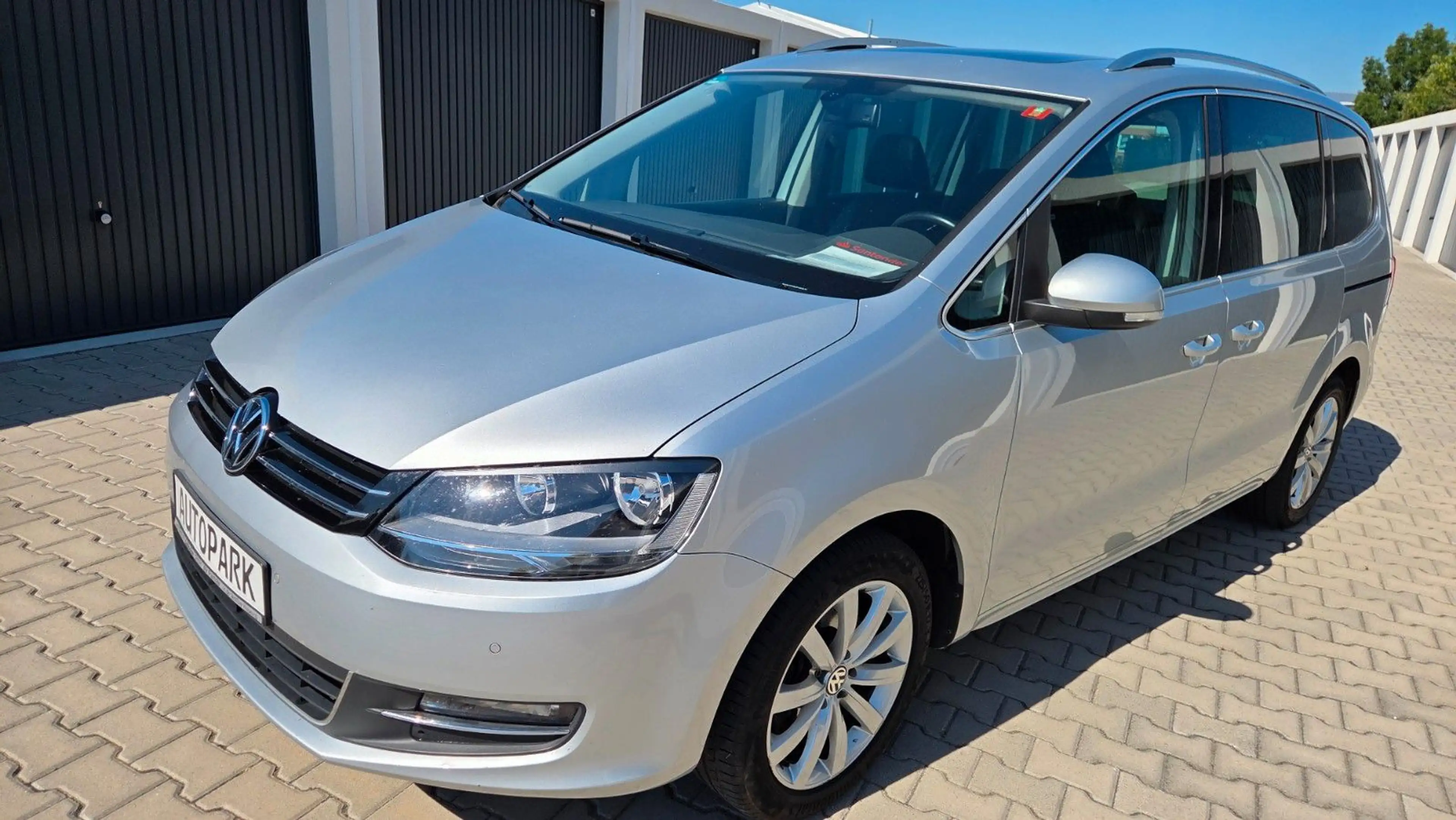 Volkswagen Sharan 2.0 TDI 125 KW Highline AHK