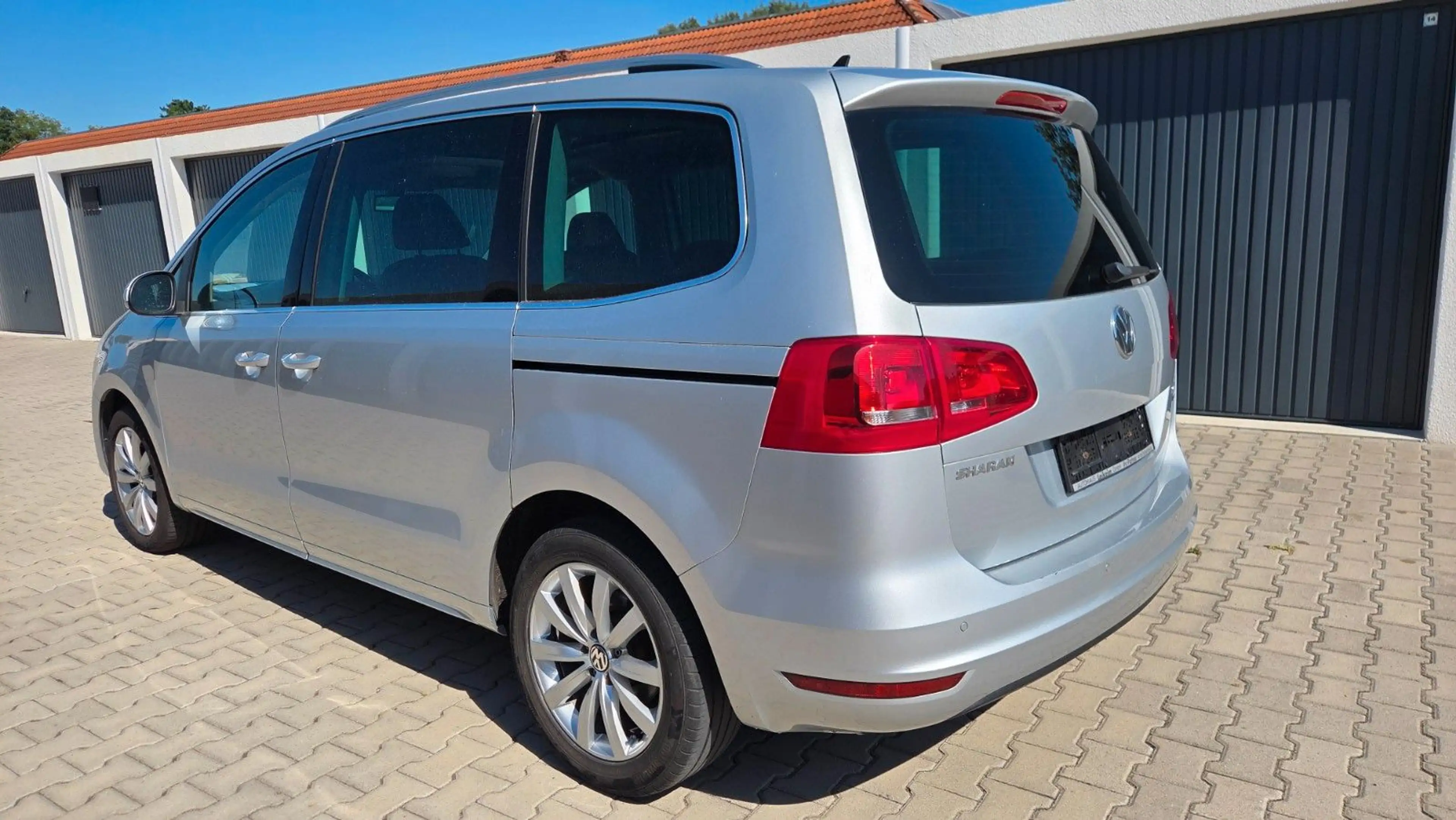 Volkswagen Sharan 2.0 TDI 125 KW Highline AHK — photo 3