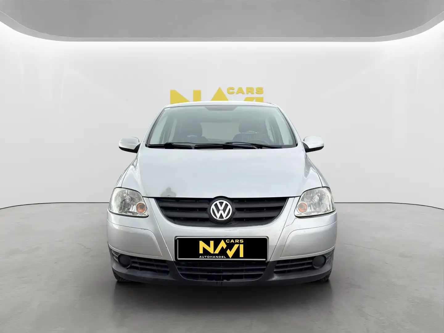 Volkswagen Fox Basis Silber - 2