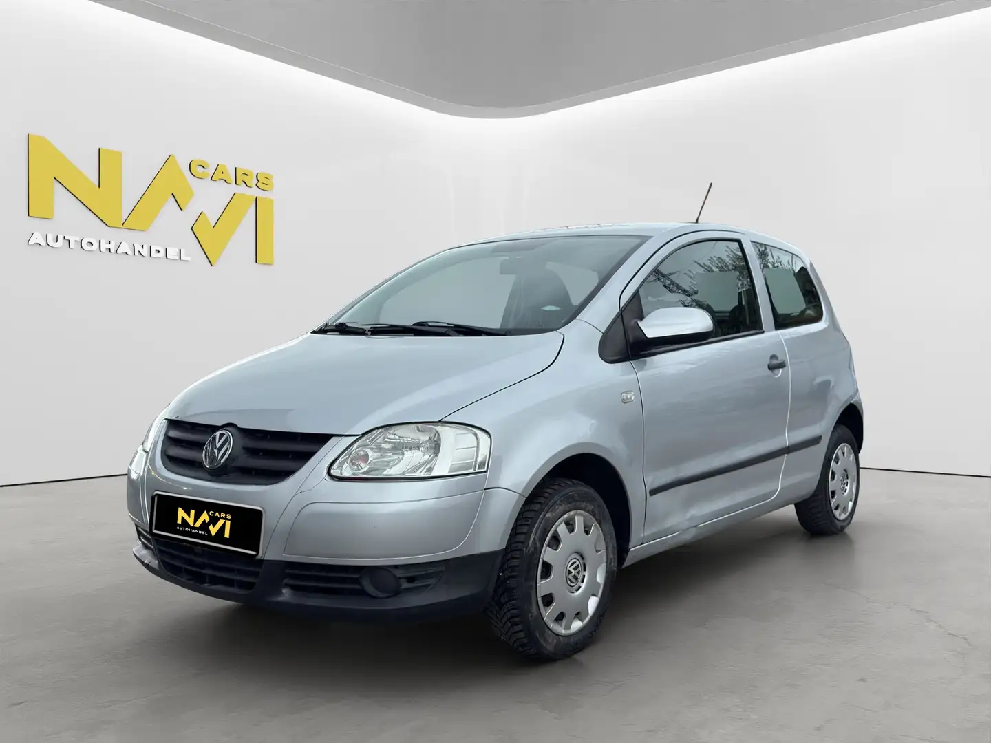 Volkswagen Fox Basis Silber - 1