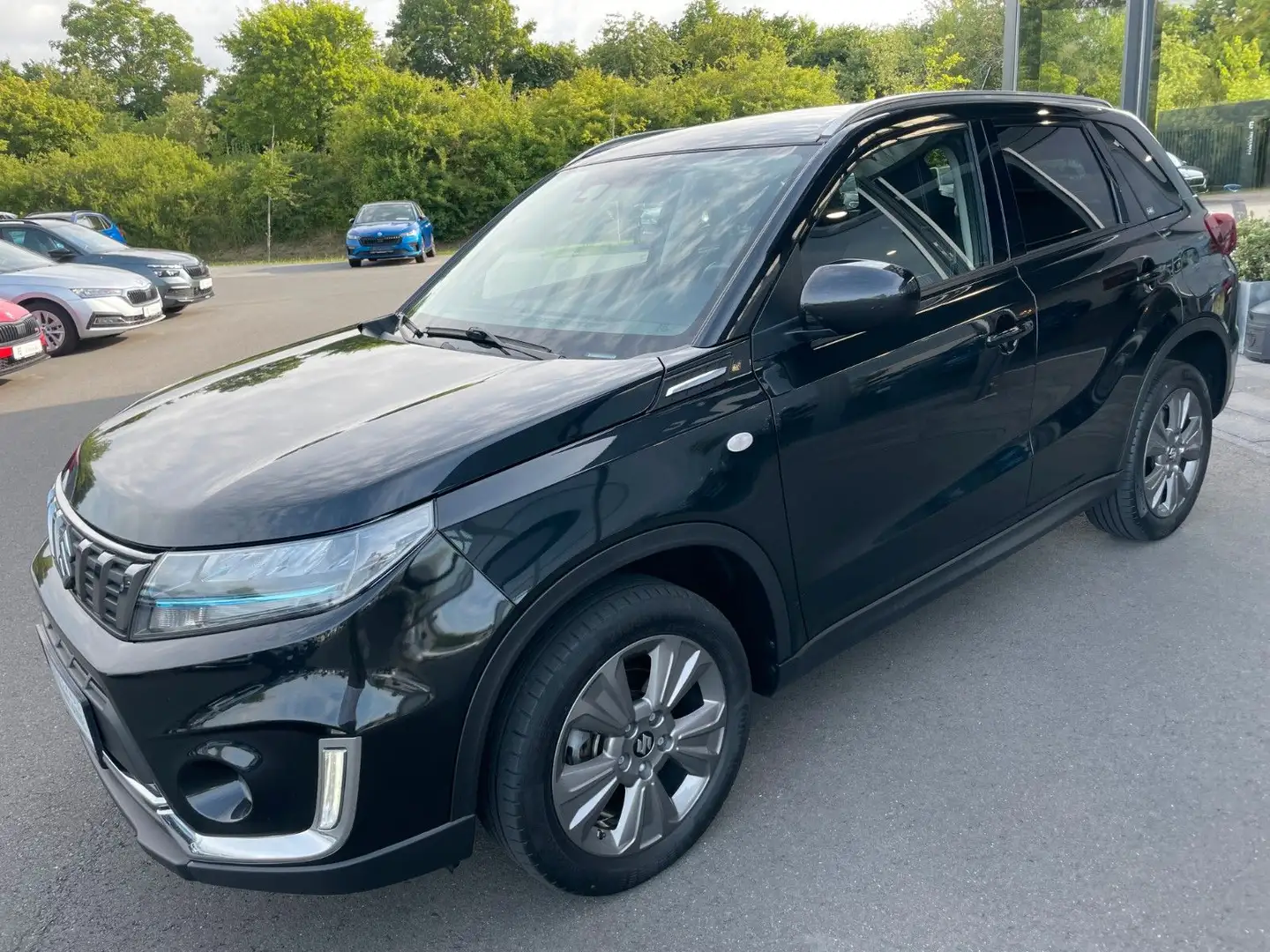 Suzuki Vitara 1.4 Mild-Hybrid Comfort+ 4x2 Schwarz - 1