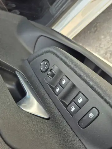 Opel Mokka view 12