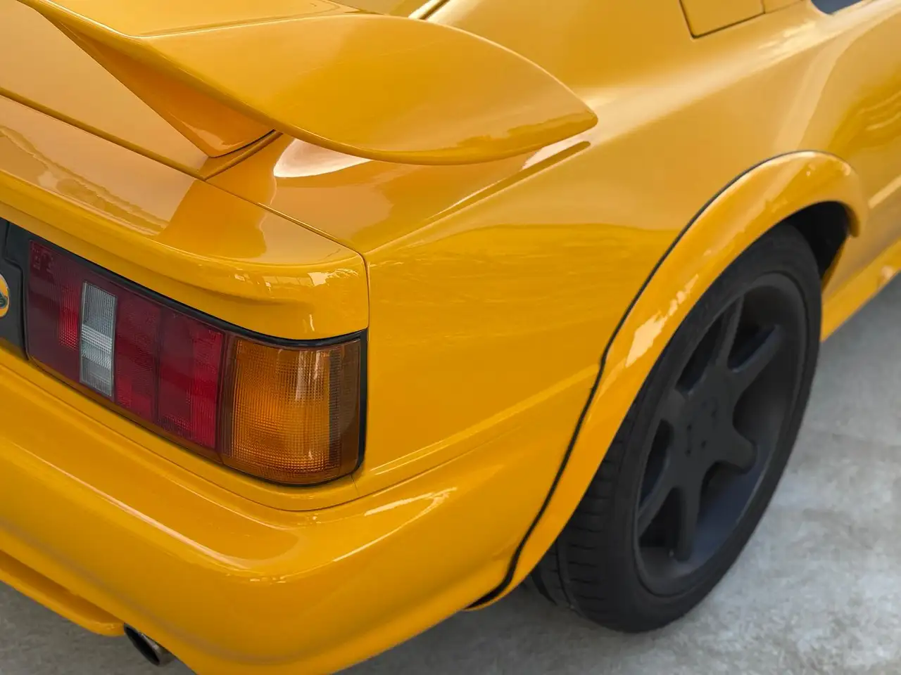 Lotus Esprit V8 Rechtslenker, foto 5