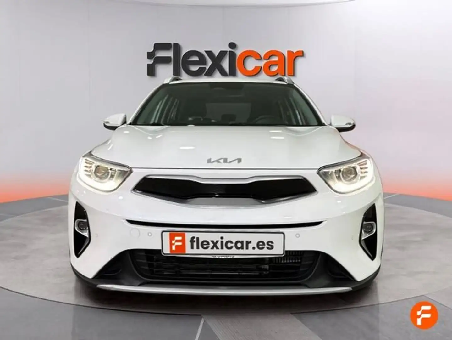 Kia Stonic 1.0 T-GDi 74kW (100CV) MHEV Drive DCT Blanco - 2