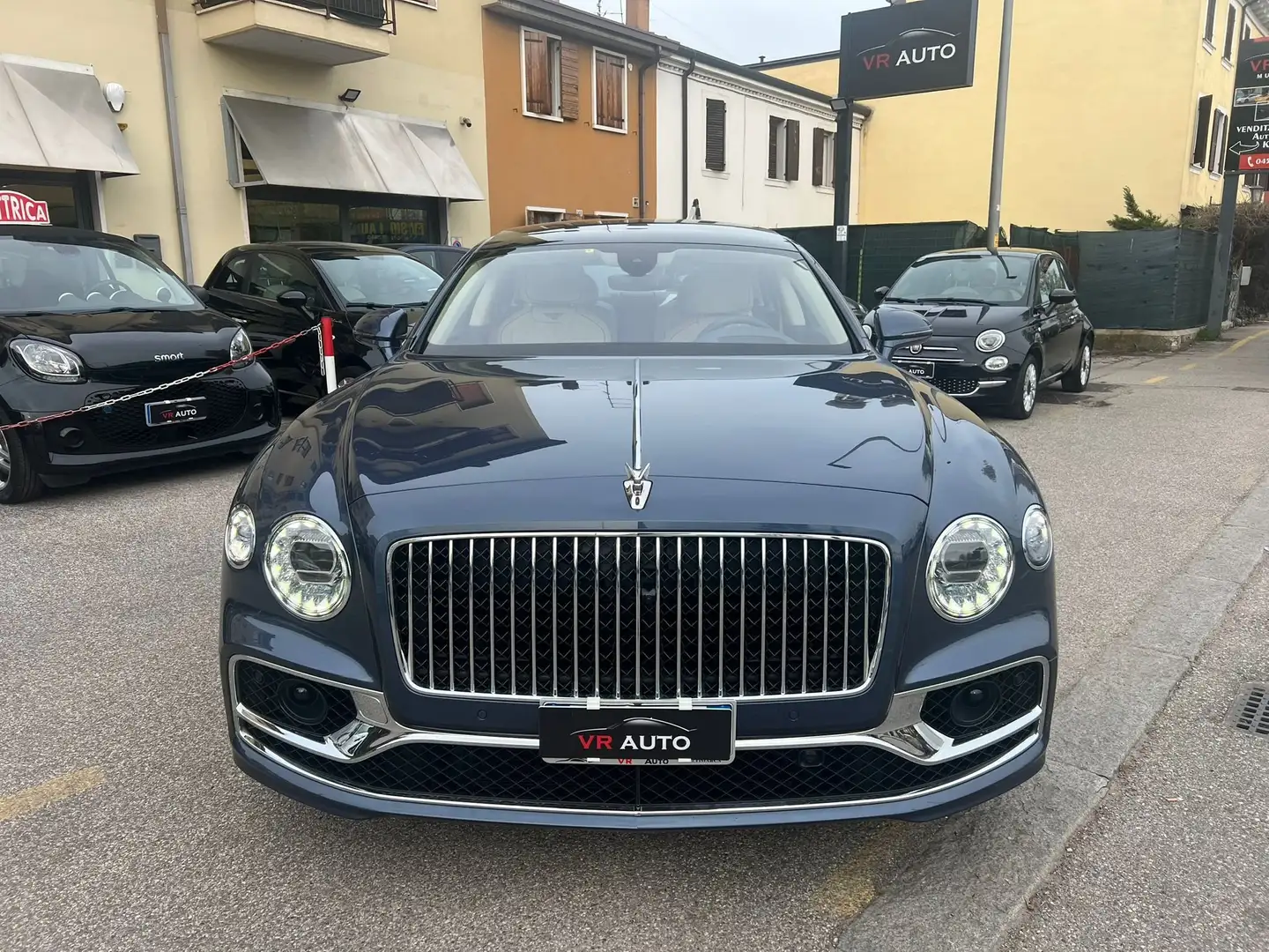 Bentley Flying Spur 6.0 W12 First Edition 635cv auto FULL Blauw - 2