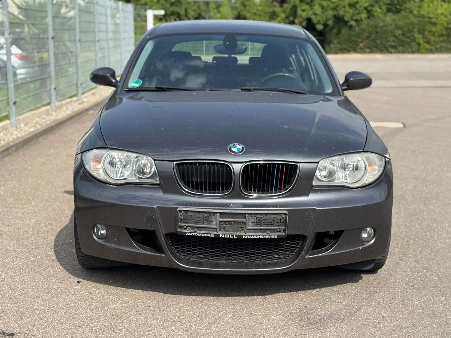 BMW 116 1 Lim. 116i M-Paket/Klimaa./6-Gang Schaltgetr. Grau - 2