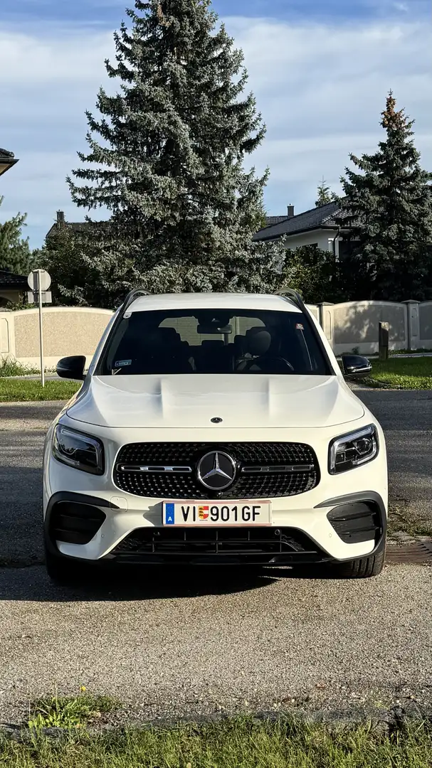Mercedes-Benz GLB 220 d Aut. AMG Line Weiß - 2