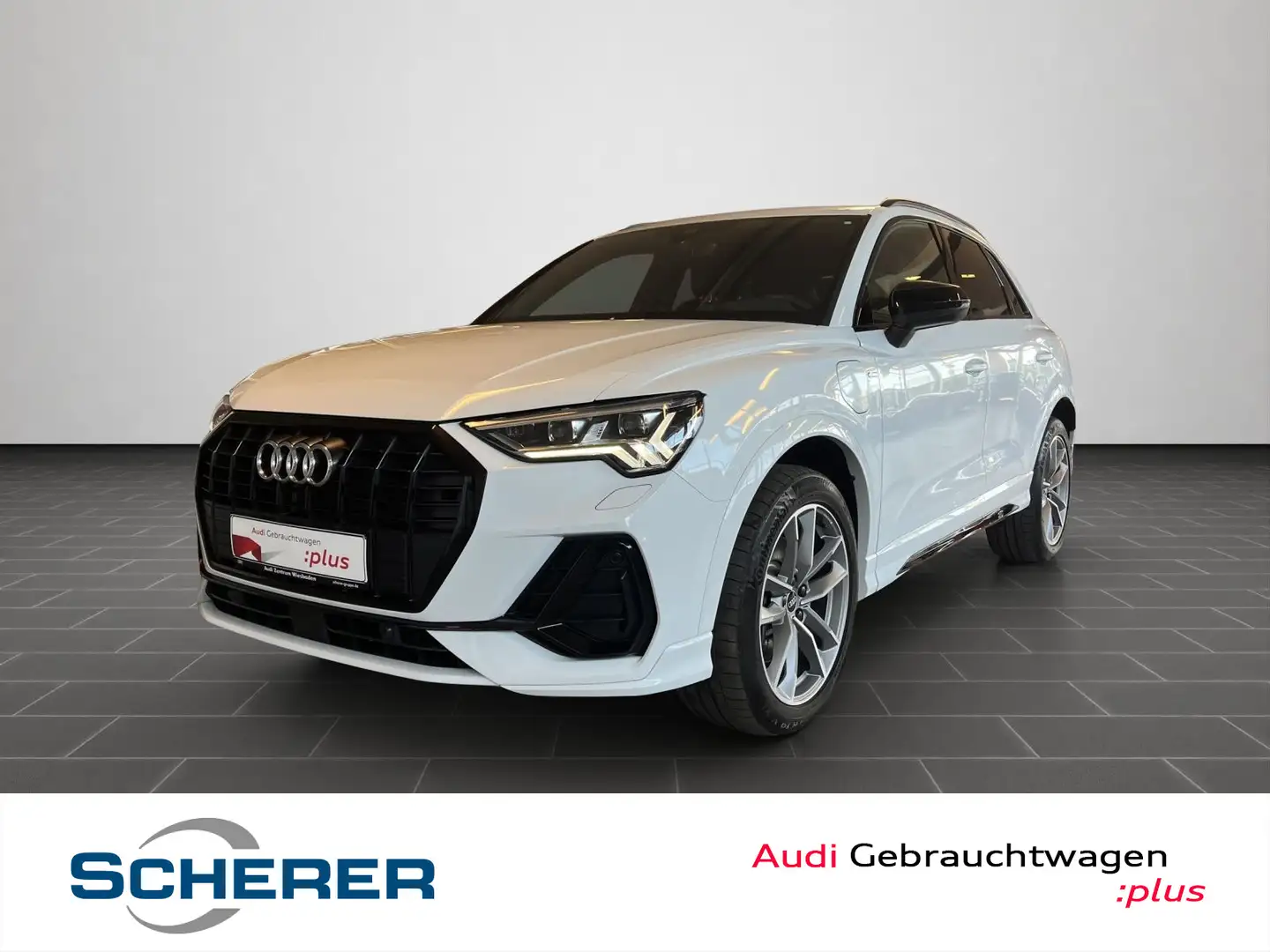 Audi Q3 45 TFSI e S line Weiß - 1