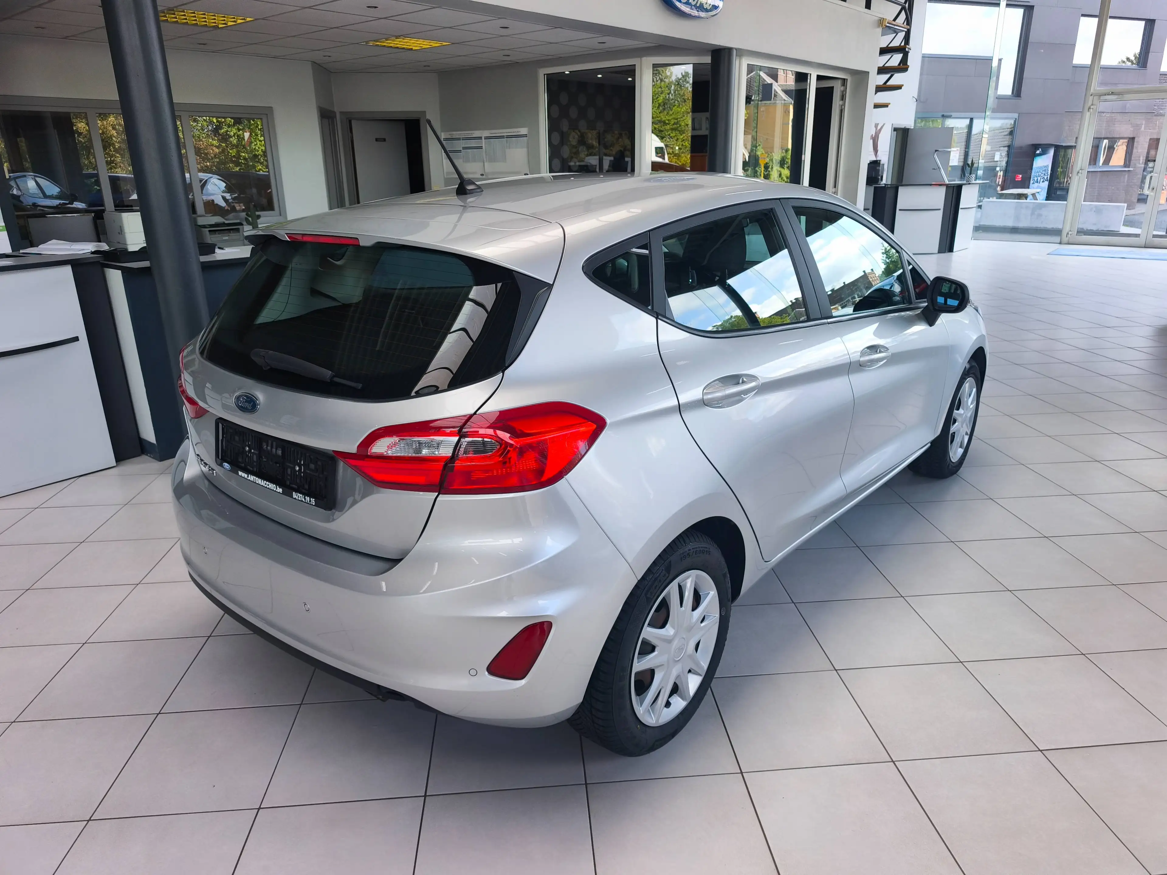 Ford Fiesta Fiesta 1.1i Business Class (EU6.2) — photo 3