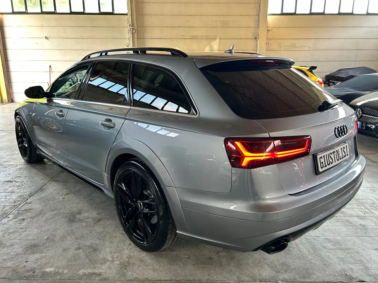 Audi A6 allroad 3.0d 218cv Quattro Grigio - 2