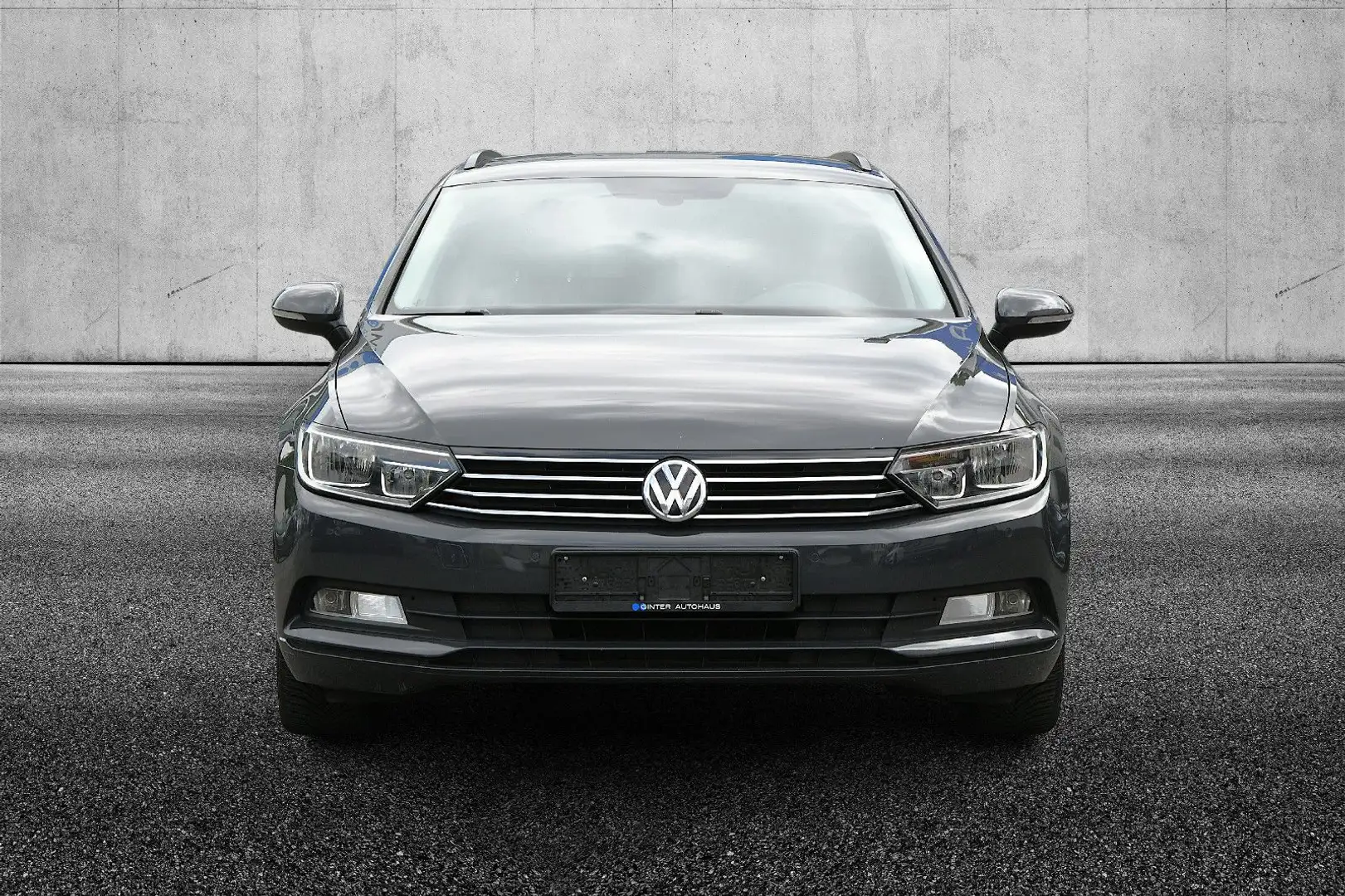 Volkswagen Passat Variant Trendline*Business-Paket*1.Hand* Grau - 2