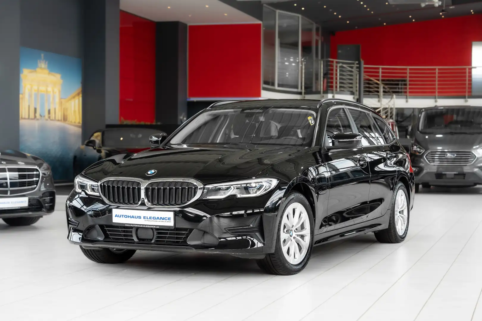 BMW 330 e touring Advantage*1.HD*H/K*LED*BUSINESS*AHK Schwarz - 1