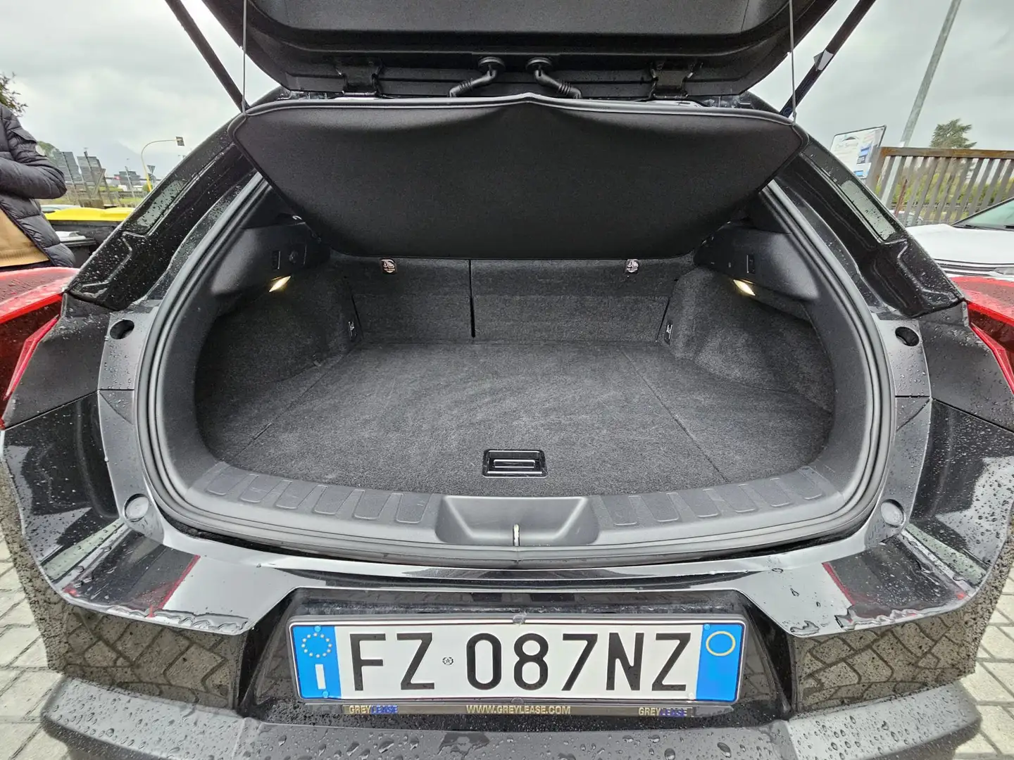 Lexus UX 200 UX 250h 2.0 Business 2wd cvt my20 Czarny - 2