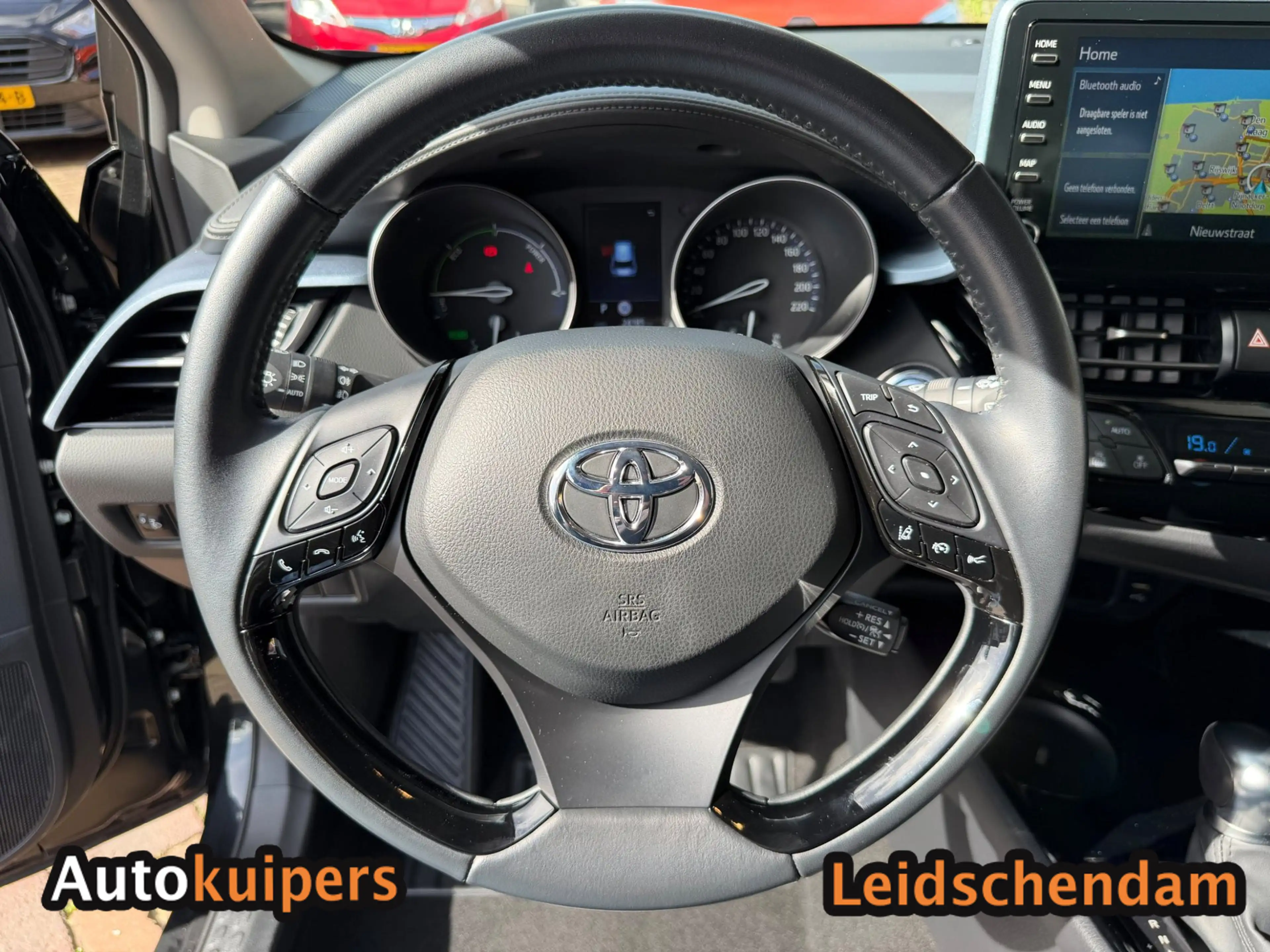 Toyota C-HR 2.0 Hybrid Dynamic - Incl. 12 maanden BOVAG - Rijk — photo 15