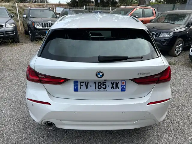 BMW 1 Series view 12