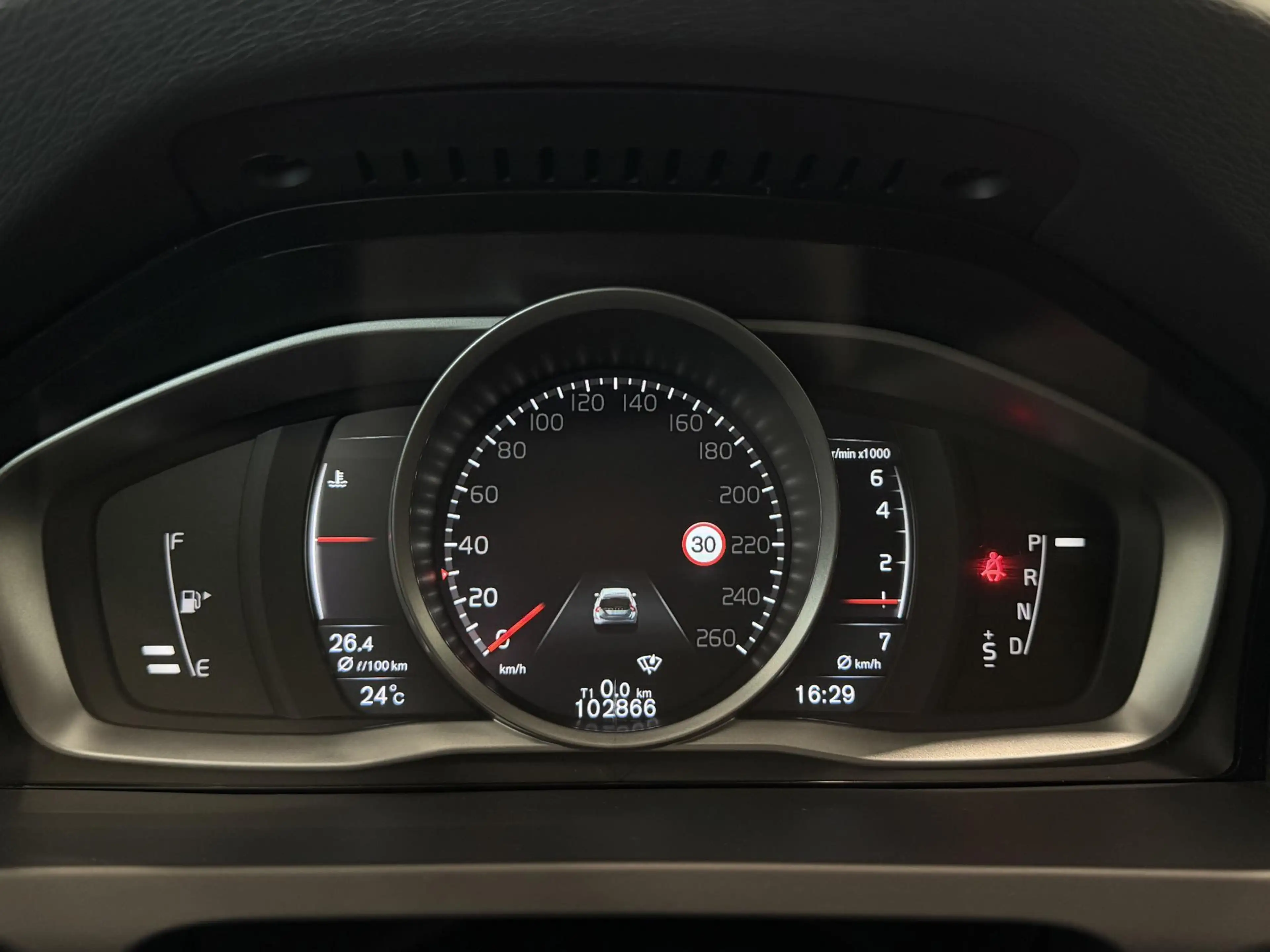 Volvo V60 1.5 T3 Summum | Trekhaak | Leder | Stoel- & Stuurv — photo 4
