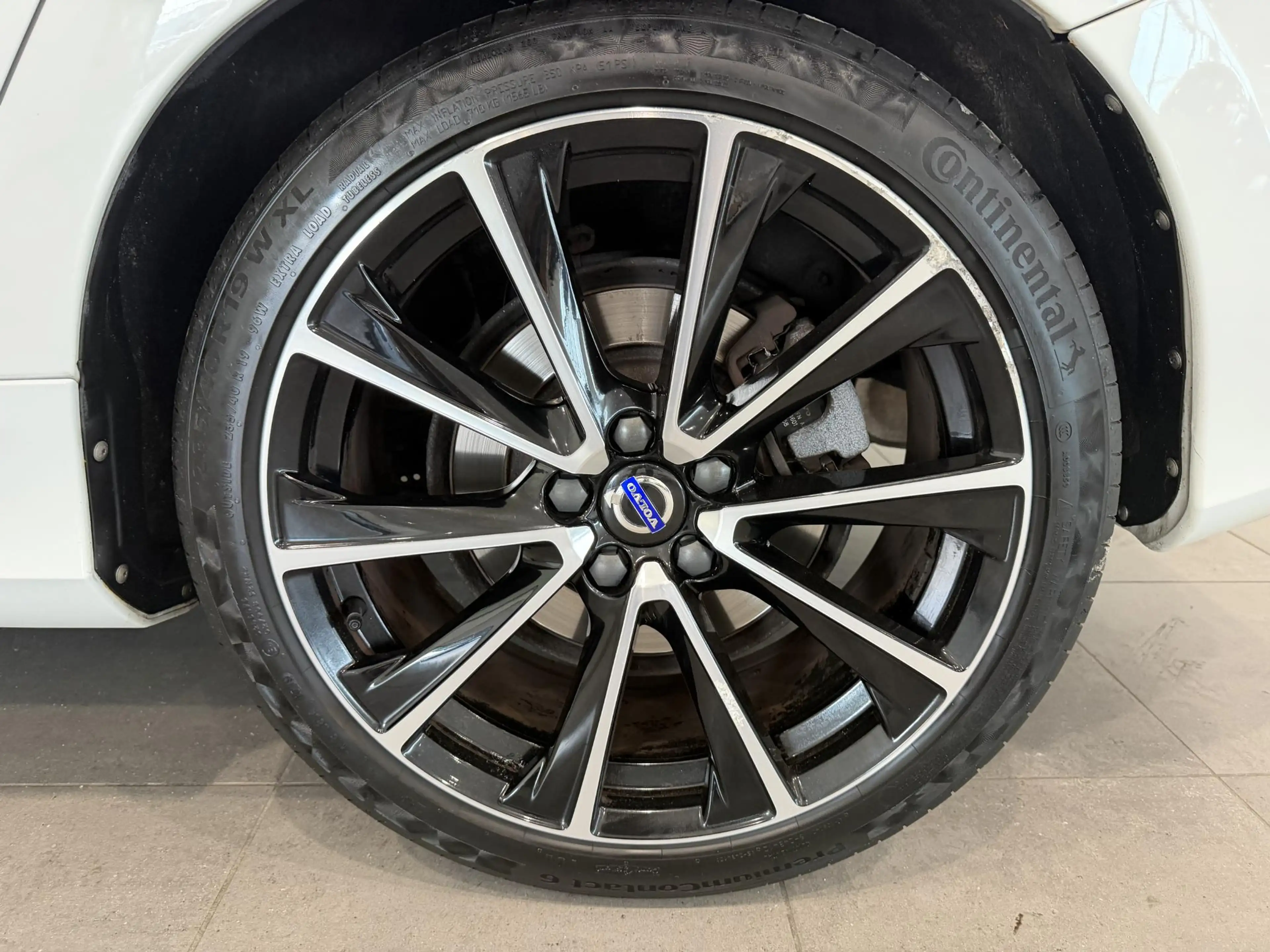 Volvo V60 1.5 T3 Summum | Trekhaak | Leder | Stoel- & Stuurv — photo 24