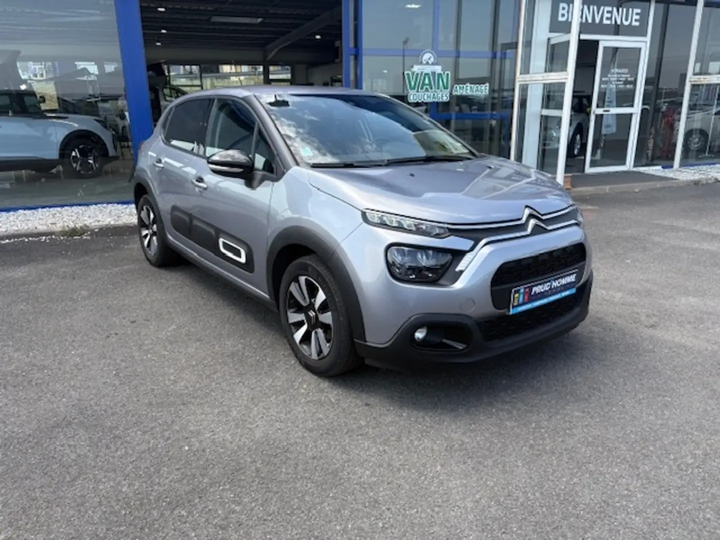 Citroen C3 1.2 PURETECH 110CH S\u0026S MAX BOITE AUTOMATIQUE Grijs - 2