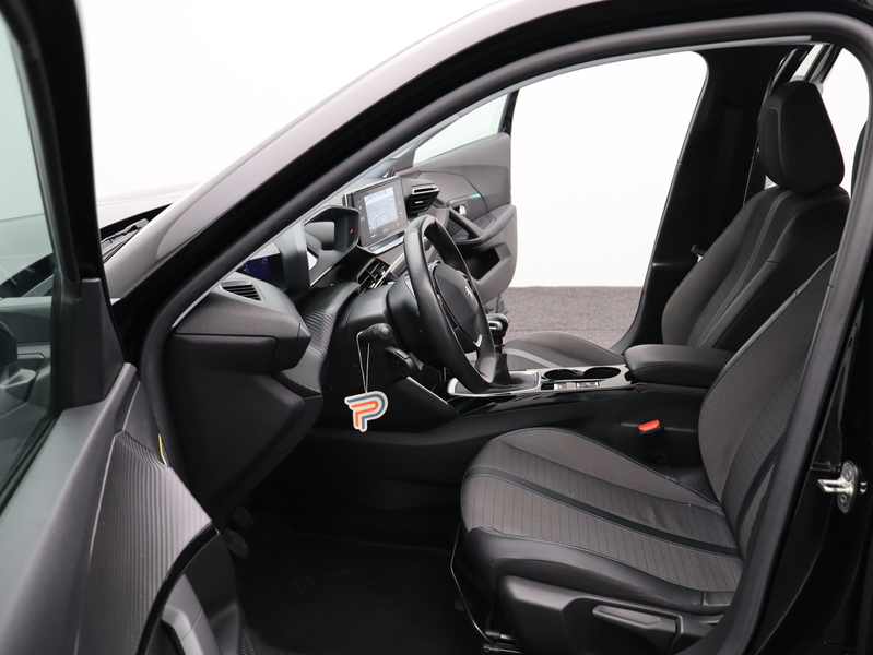 Peugeot 2008 1.2 PureTech Allure Pack | Navi | Cruise | Clima | — photo 11