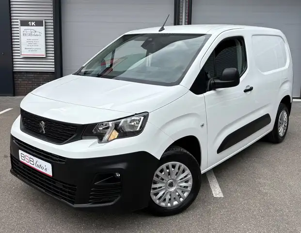 Peugeot Partner 1.2 PureTech Premium Airco Navi Cruise Pdc Camera'