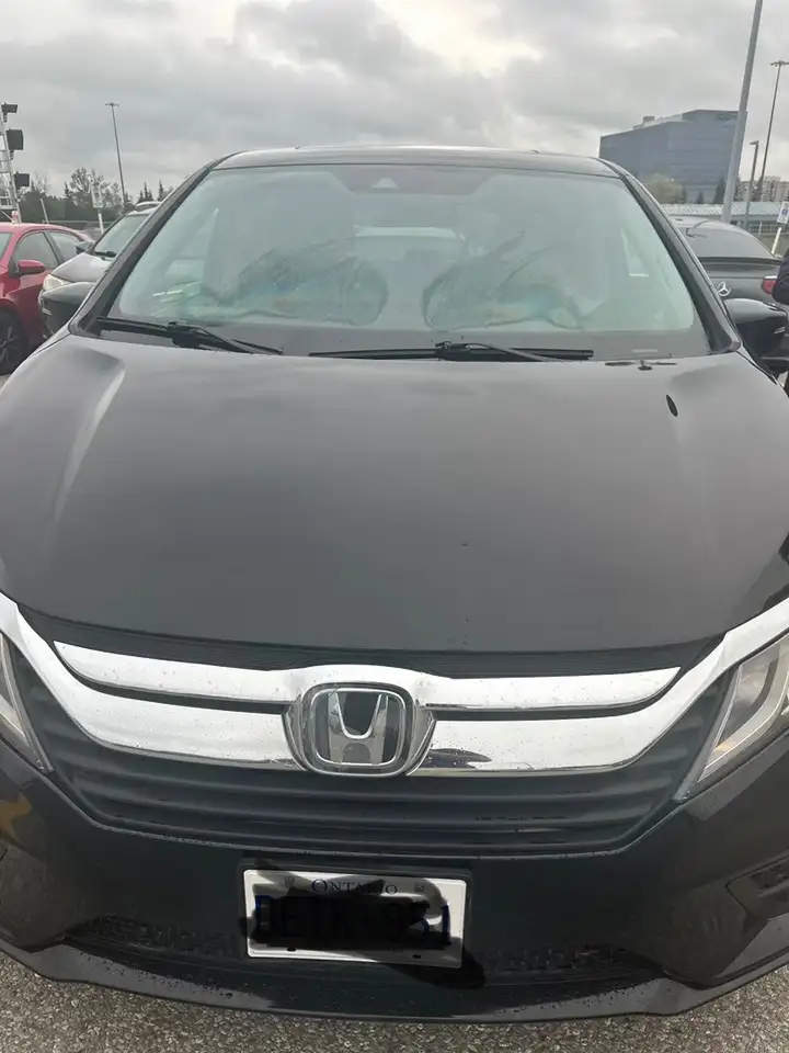 Honda Odyssey снимка Honda Odyssey
